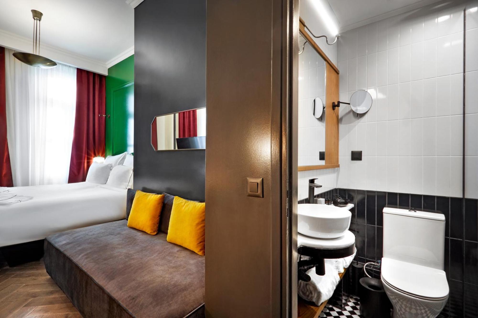 Soho Athinas 60 Hotel Atenas Exterior foto